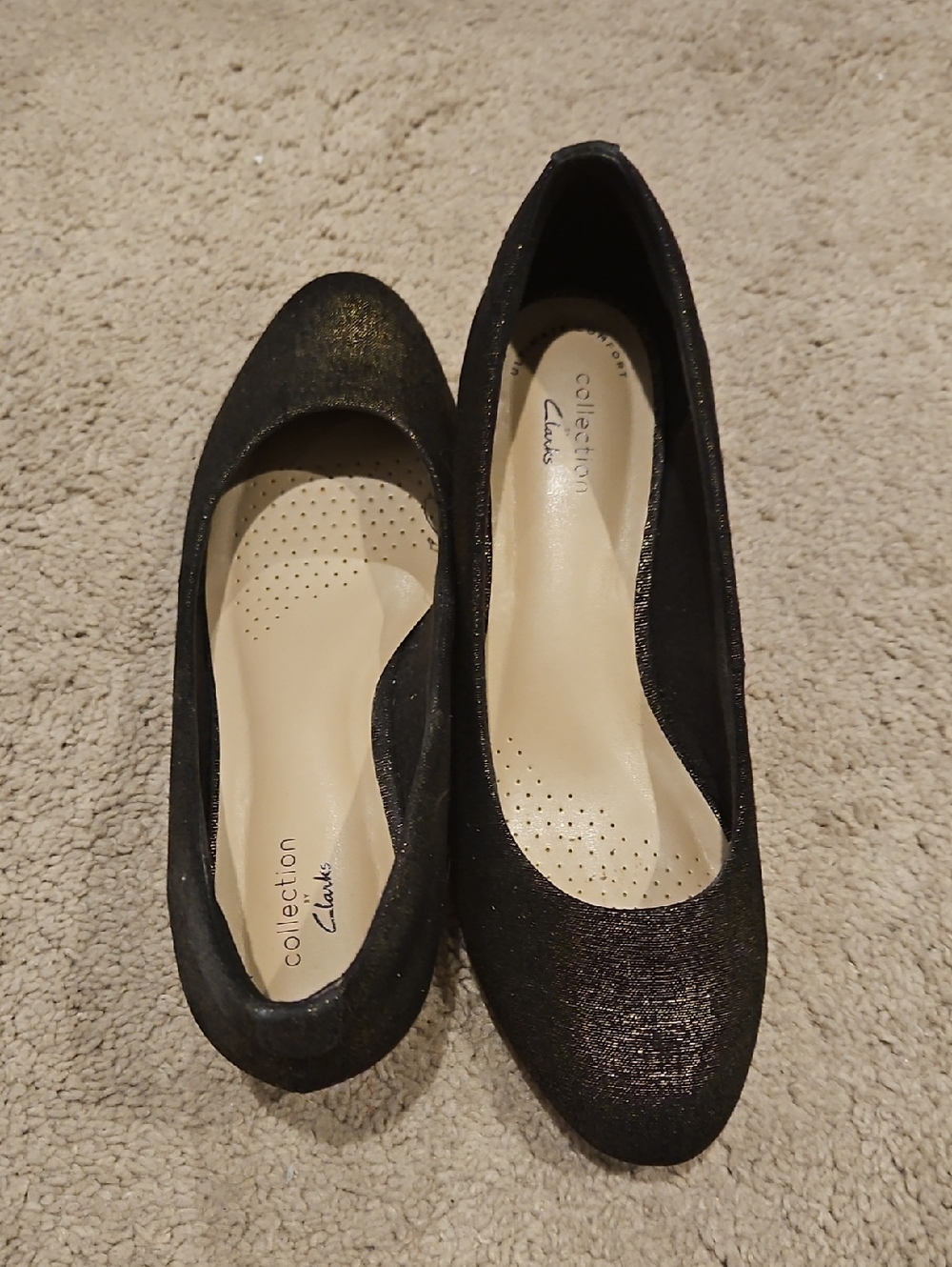 EUC Clarks Black Bronze Shimmery Women's Wedges Size 7.5 - Picture 4 of 6